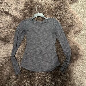 Women's Gray Long Sleeve Top